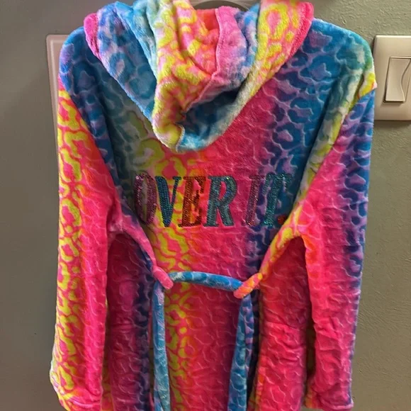 NWT em & alfie robe with hood and pockets “OVER IT.” - Picture 7 of 10